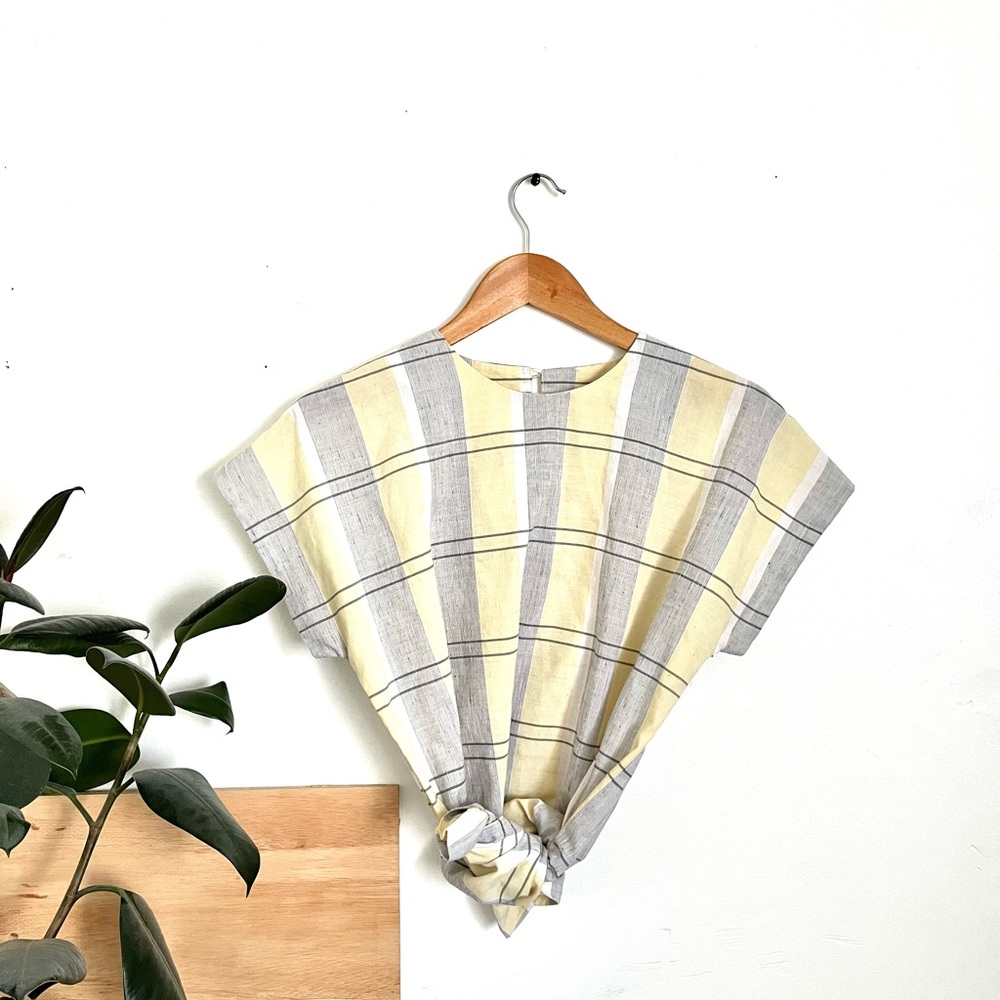 Vintage  Plaid Short Sleeve Top in yellow and gray